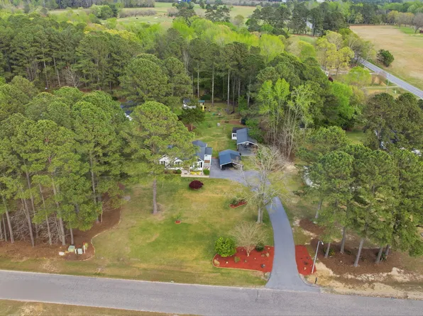 104 Trey Dr, Benson, NC 27504