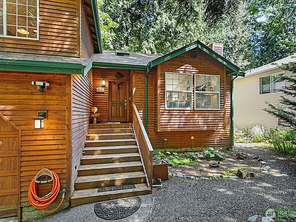 2nd image of 5 Valley Crest Way