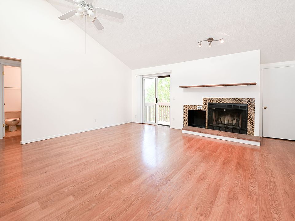 Enjoy lots of natural light in this beautiful top-floor unit