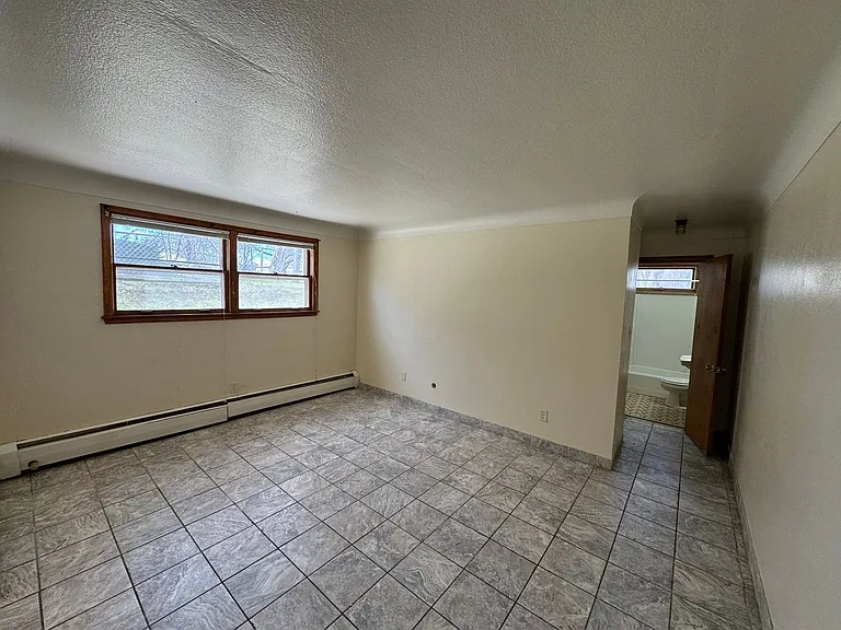 616 Ivy Ave E — Photo 21
