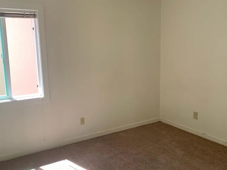 304 La Canada Dr — Photo 6