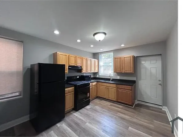 305 N Calhoun St, Baltimore, MD 21223