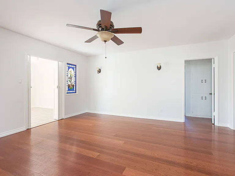 8525 Frandsen St — Photo 12