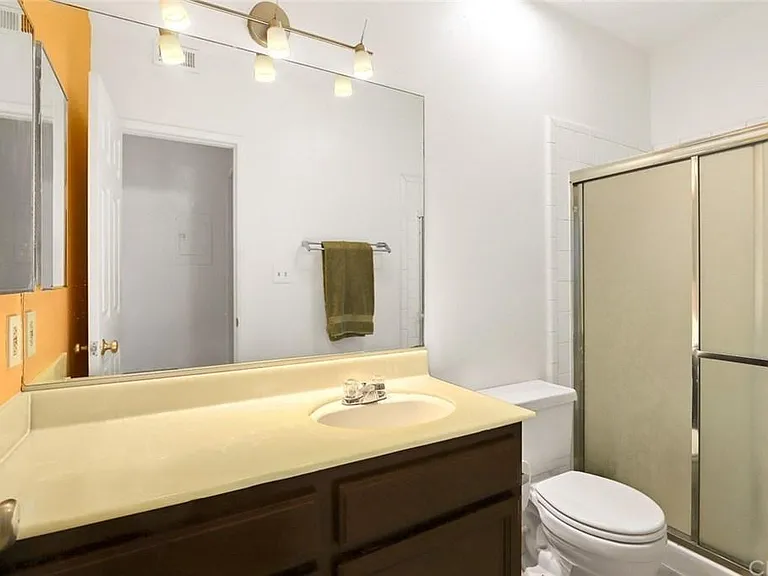 330 Cordova St #330 — Photo 2
