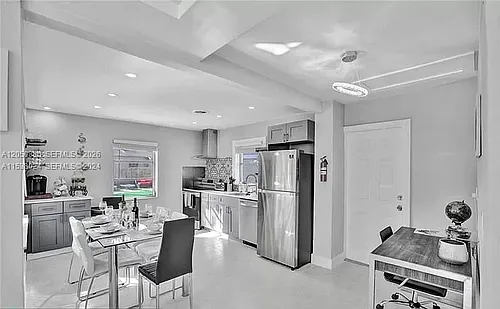 608 N 24th Ave #608 Photo 1