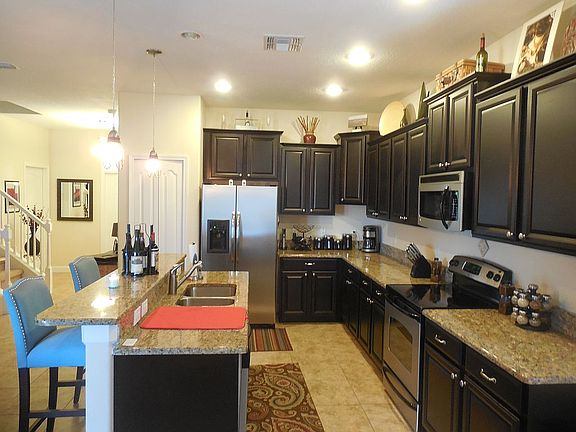 5th image of 2048 Blairmoor Pl
