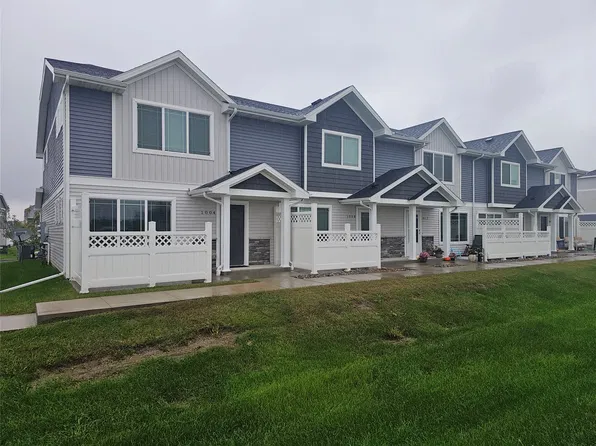 1004 NE 56th St, Ankeny, IA 50021