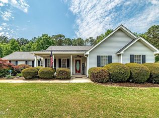 411 Stuarts Ln, Locust Grove, GA 30248