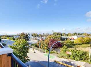 6077 London Rd #209, Richmond, BC V7E 0A7