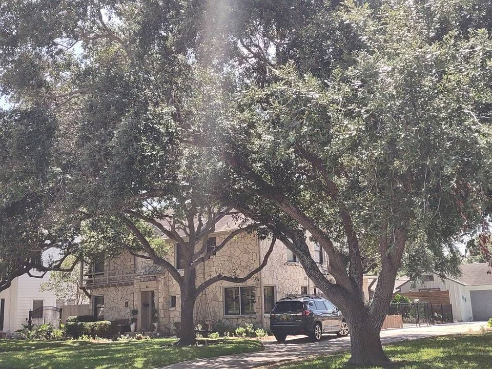 1st image of 431 Del Mar Blvd