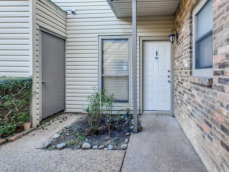 7340 Skillman St #605 — Photo 3