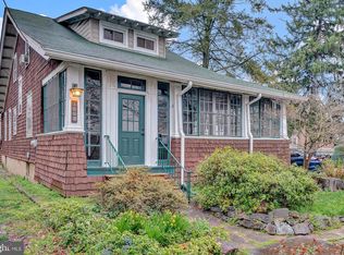 1502 Riverside Dr, Trenton, NJ 08618