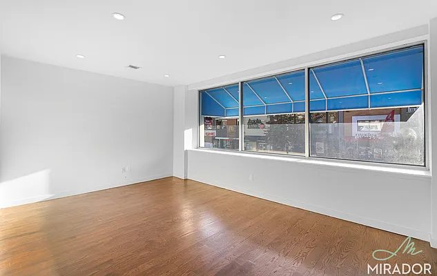 Rented by Mirador Real Estate | media 1