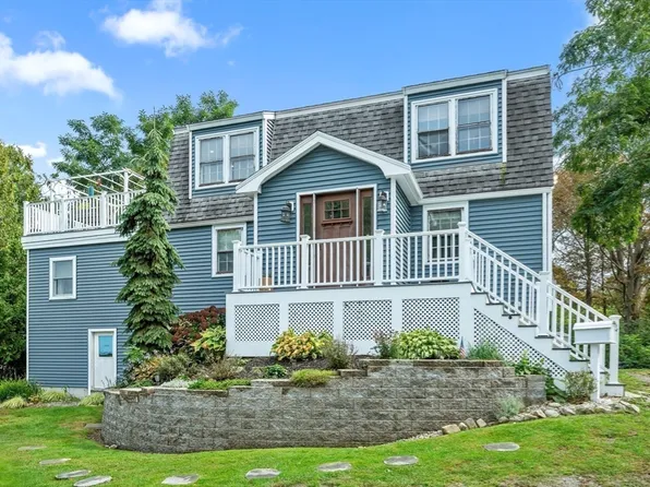 4 Ciaramitaro Ct, Gloucester, MA 01930