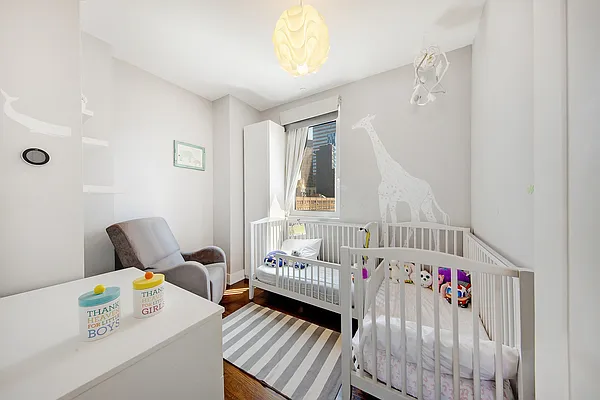 Sold by Nest Seekers International | media 6
