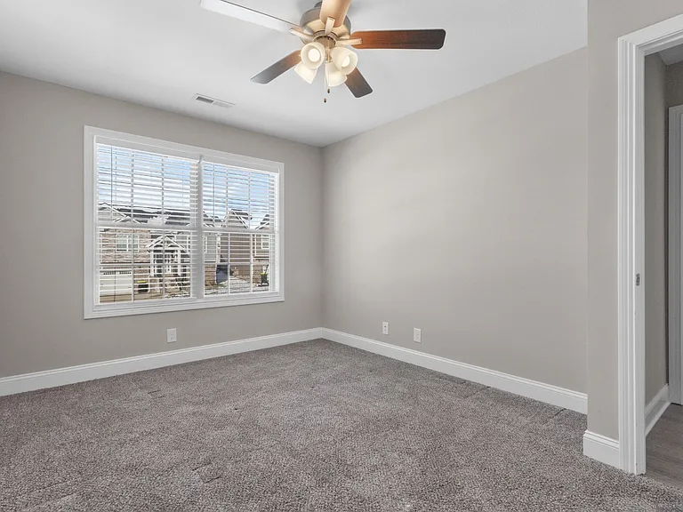 618 Battery Ct — Photo 27