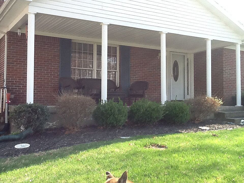 1st image of 292 Pine Oak Dr
