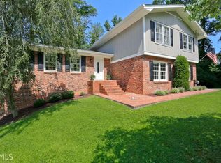 5536 Pinedale Cir, Sugar Hill, GA 30518