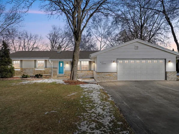 W137S6940 Clarendon PLACE, Muskego, WI 53150
