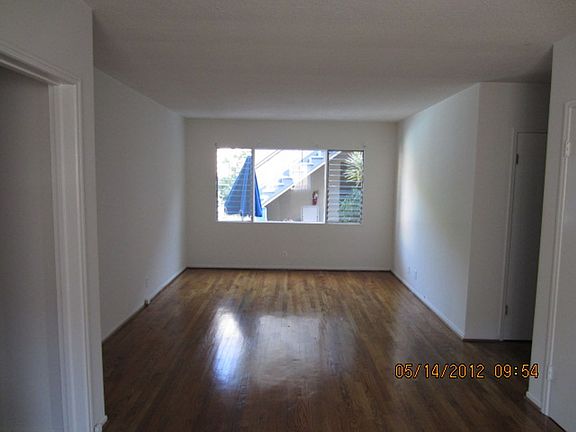 4th image of 1435 N Fairfax Ave APT 4