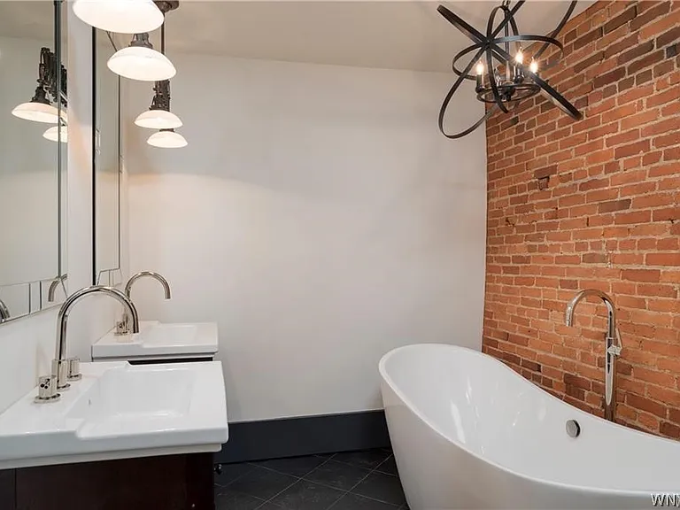 35 Olean St — Photo 12