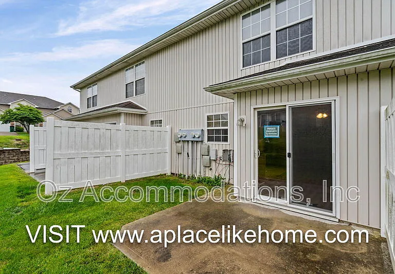 805 SW Imperial Ln — Photo 26