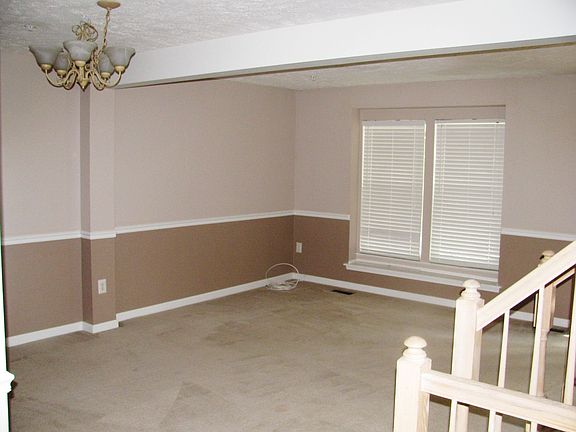 Dining/Living Rm Combo OR Great Room