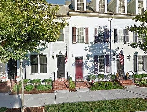 1st image of 832 N Columbus St