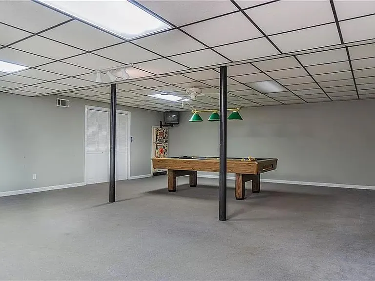 5605 Stewart Woods Dr — Photo 22