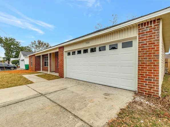 966 Pacific Silver Ct, Fort Walton Beach, FL 32547