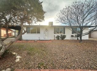 6768 E Lurlene Dr, Tucson, AZ 85730