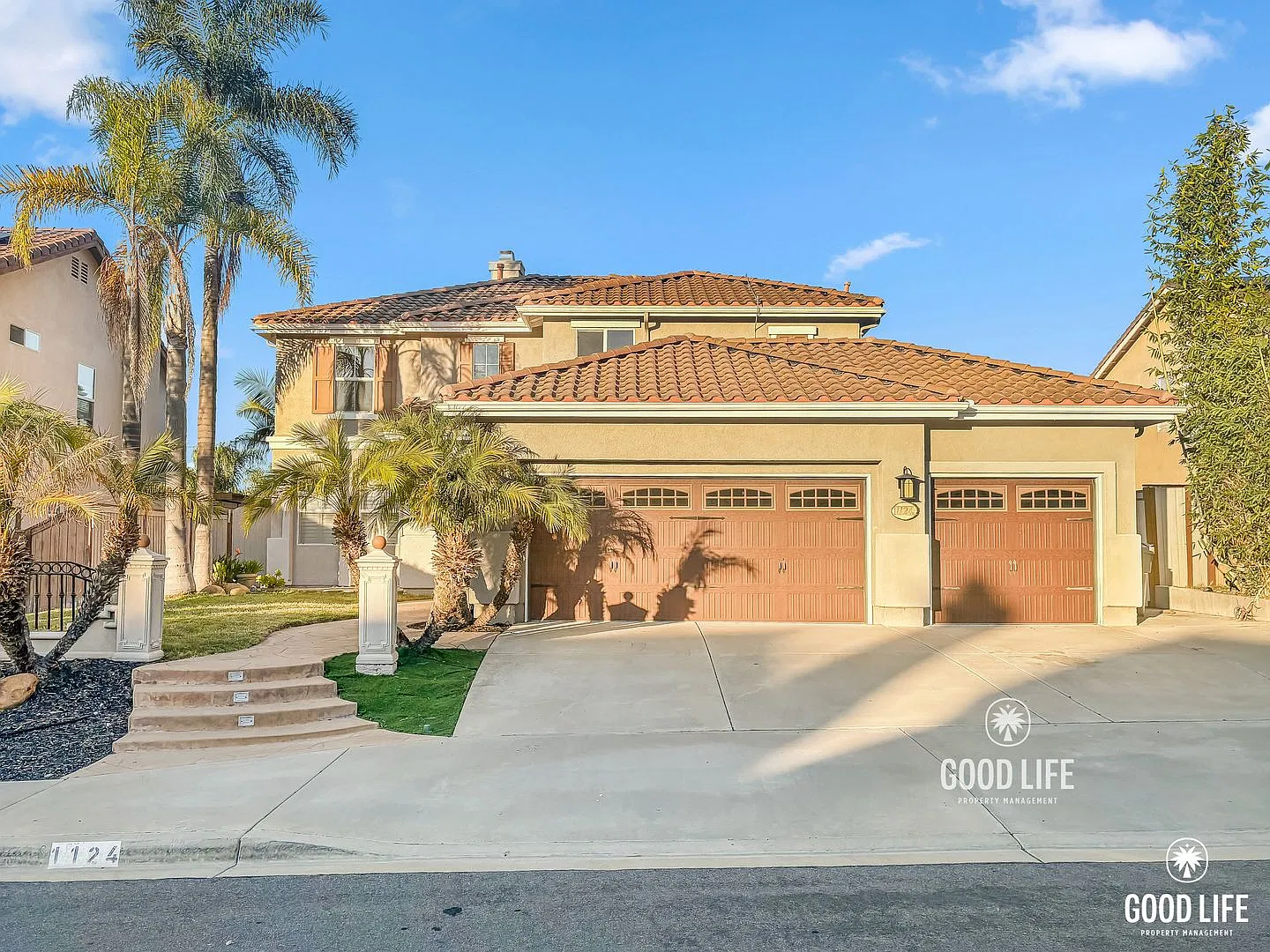 SD: Great 4B/3BA House in Oceanside w/ a Large Loft! — Photo 2