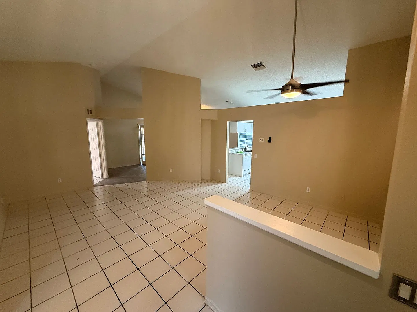 Spacious 3-Bedroom, 2-Bathroom Rental Home with Office, Fenced Backyard, and 2-Car Garage — Photo 2