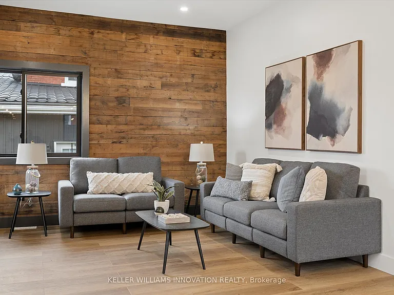215 Winstanley St — Photo 18