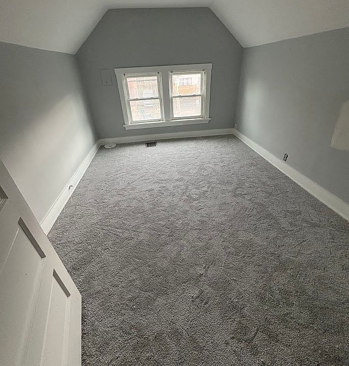 3 floor bedroom 2