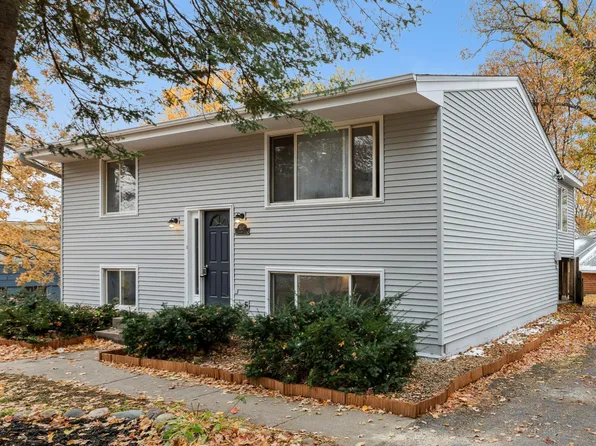 3087 Alexander Ln, Mound, MN 55364