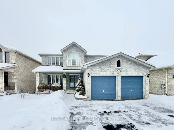 16 Grants Way, Barrie, ON L4N 0J4