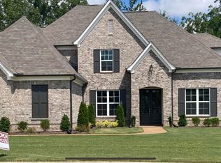 4912 Maple Walk Dr, Arlington, TN 38002