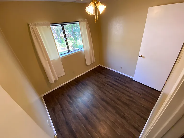 7318 Hunters Lk — Photo 13