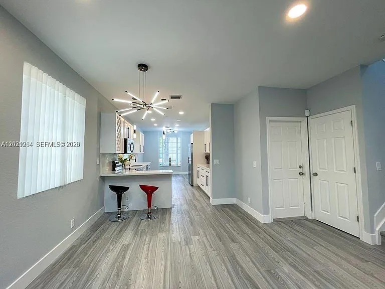 1261 Hayes St — Photo 11