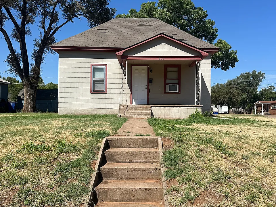 501 Logan St