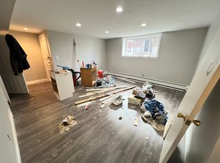 8 Bryon Rd #A1, Chestnut Hill, MA 02467
