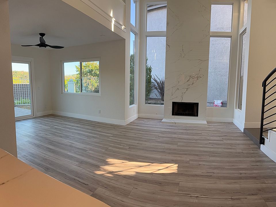1st image of 51 La Costa Ct