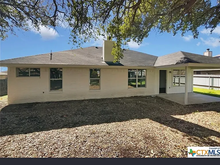 4803 Fawn Dr — Photo 9