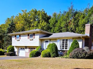 8 Hartley Dr, Wolcott, CT 06716