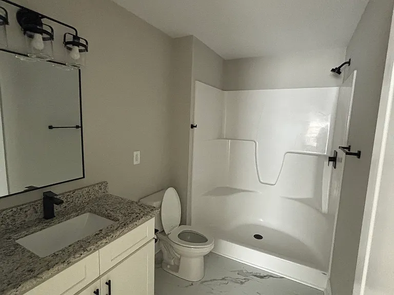 113 Woodstone Ln — Photo 10