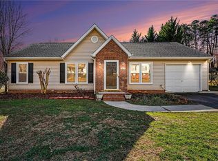 6812 Salem Quarter Rd, Belews Creek, NC 27009