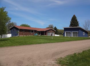 2010 Weyrens Rd, Fergus Falls, MN 56537