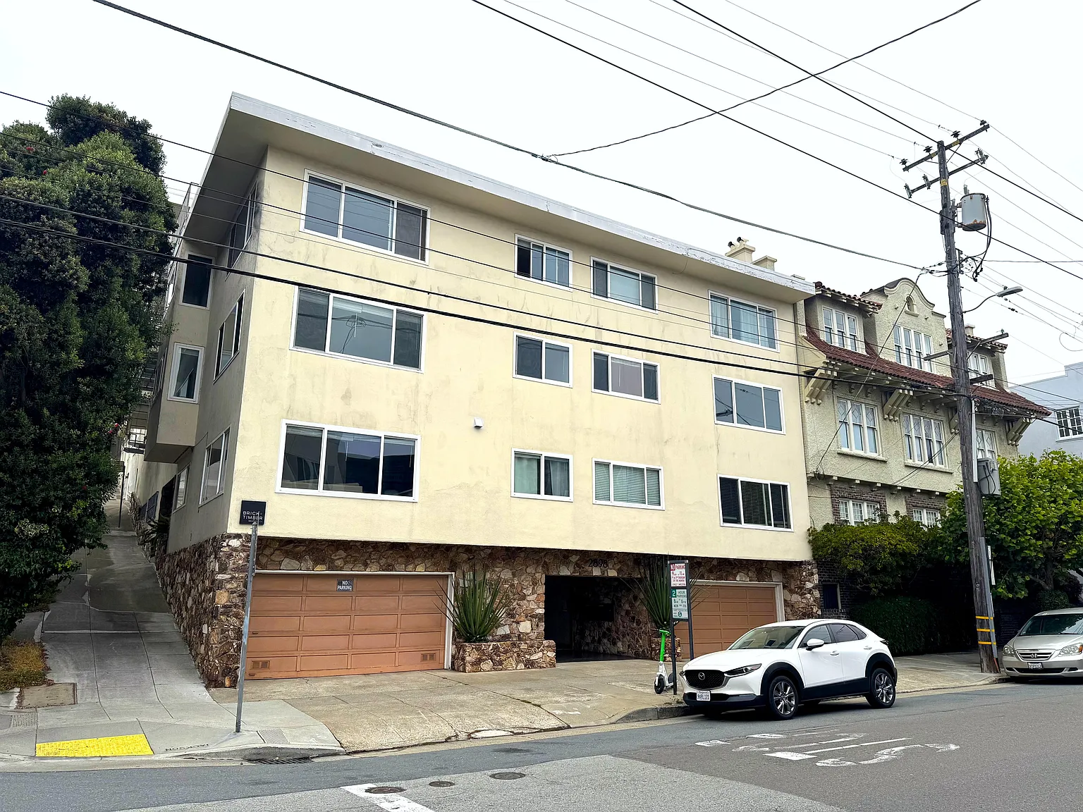 2898 Jackson Street — Photo 1