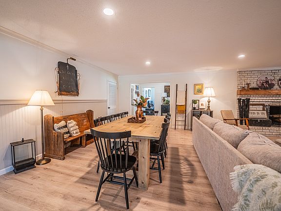 5th image of 501 Junell St